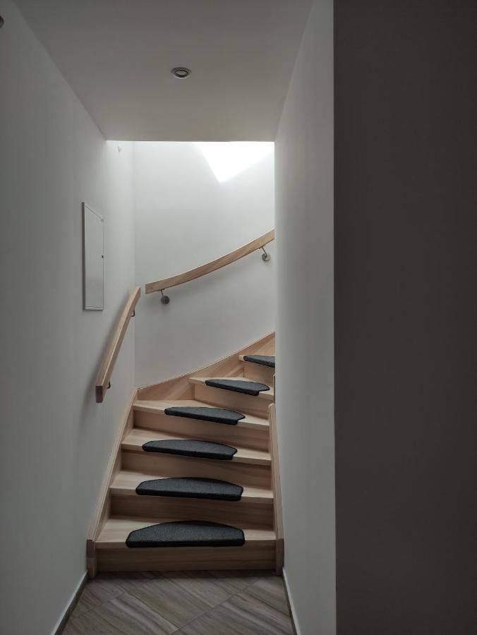 Nad Jeziorem Kochle Pszczew Buitenkant foto