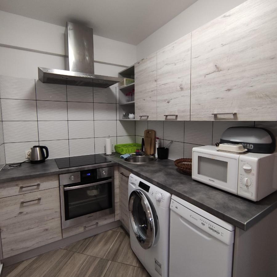 Nad Jeziorem Kochle Pszczew Buitenkant foto